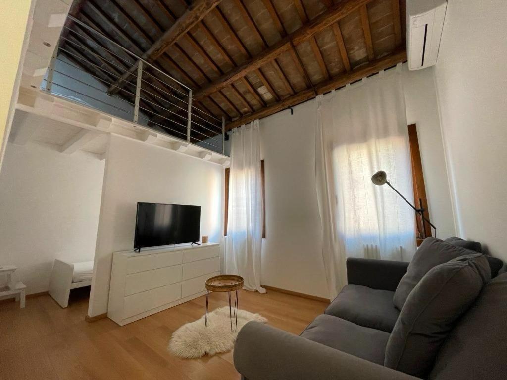 Casa Vacanze Giorgetta Palazzina Privata Di Due Piani Кіоджа Екстер'єр фото